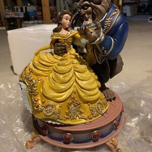 Disney Store Limited Edition 237/1100 Beauty and the Beast Music Box fig…